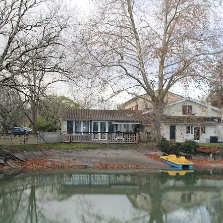 Le Clos De L'o Bed & Breakfast 3*