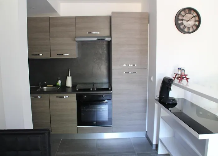 Bed and Breakfast Le Clos De L'o Les Peintures