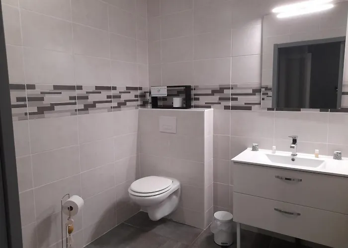 Le Clos De L'o Bed and Breakfast 3*